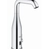 GROHE - Essence E berøringsfri håndvaskarmatur 6V L Infrarød og uden bundventil, høj tud, forkromet